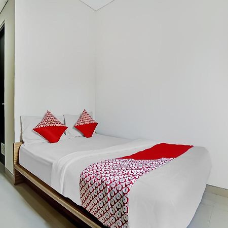 Oyo 3752 The Summit Residence Bandung Buitenkant foto