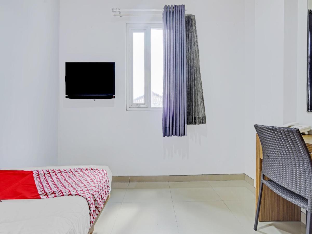 Oyo 3752 The Summit Residence Bandung Buitenkant foto