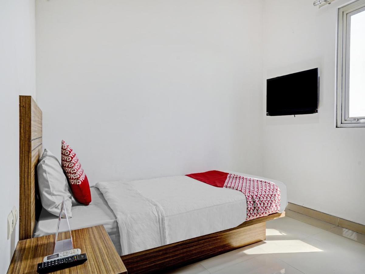 Oyo 3752 The Summit Residence Bandung Buitenkant foto